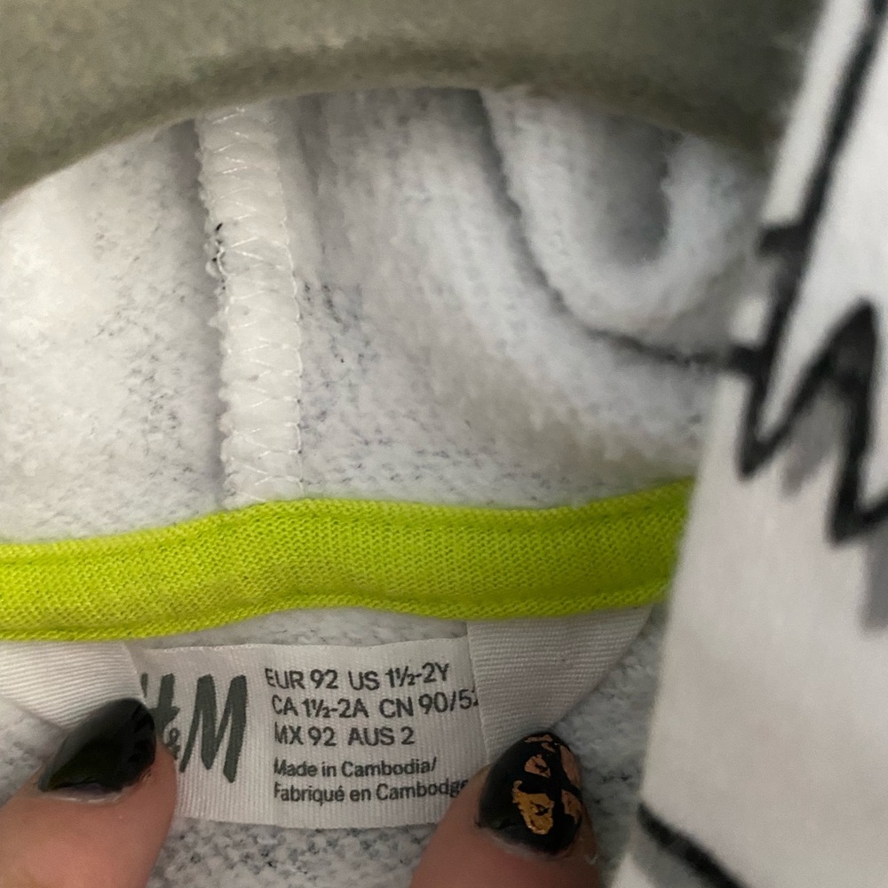 H&M mummy sweater set